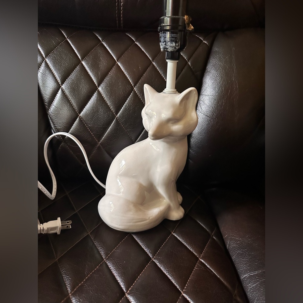White Ceramic Fox Lamp